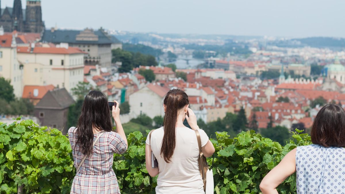 Zahraniční studenty přitahuje do Česka kvalita vzdělání, tvrdí průzkum